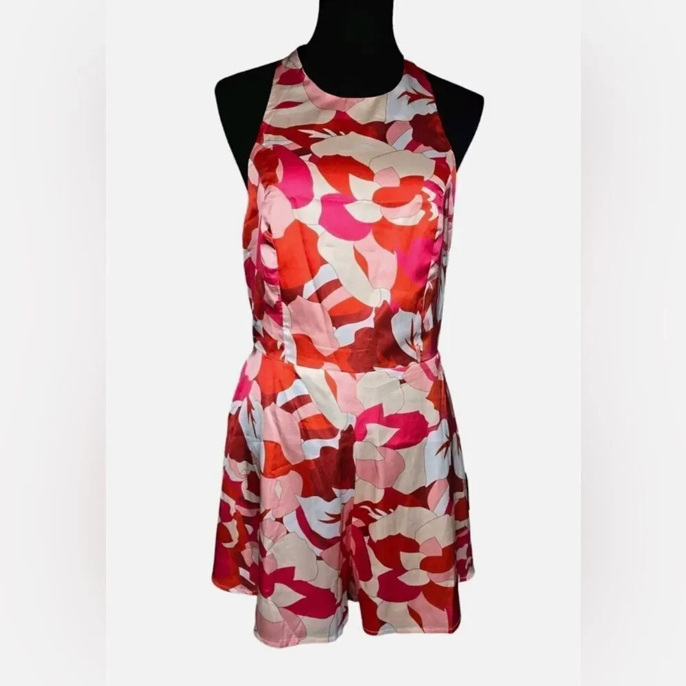 Lulu’s Satin Pink, Red and White Floral Halter Neck Romper. Size L. NWT